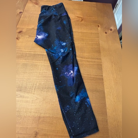 Old Navy Elevate Athletic Leggings🌺2 for $14 or 4 for $20 - Picture 2 of 8